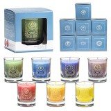 SET DE 7 LUM&Acirc;NĂRI PARFUMATE ȘI COLORATE CU SIMBOLURILE CHAKRELOR ȘI NUMELE CELOR 7 ARHANGHELI AI IUBIRII