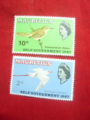2 Timbre Mauritius colonie1967 Pasari , Regina Angliei foto