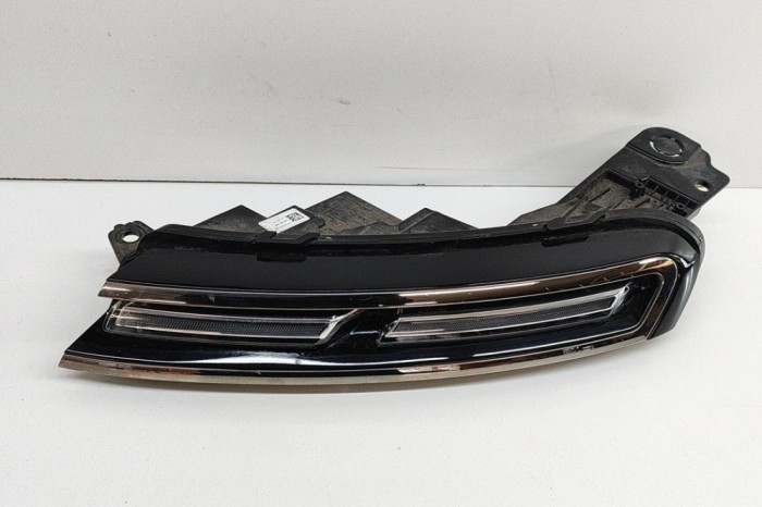 Proiector suplimentar st&acirc;nga față CITRO&Euml;N C5 AIRCROSS 2020 OEM: 9818005180 27505708