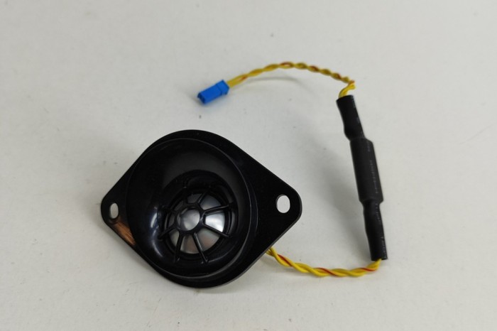 Difuzor ușă dreapta spate BMW i3 I01 2018 OEM: 9184795 27729737