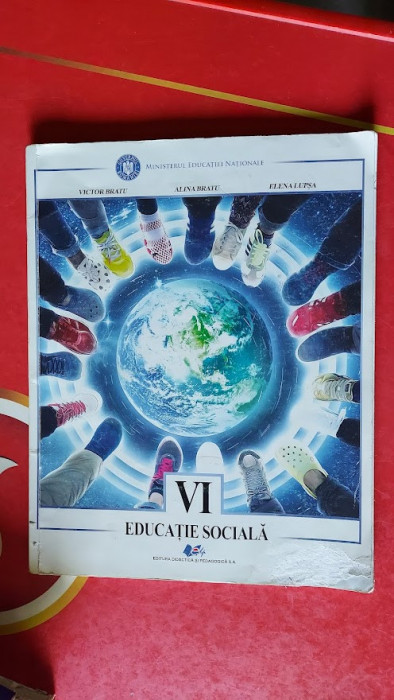 Educatie sociala clasa a VI a - VICTOR BRATU , ELENA LUPSA .