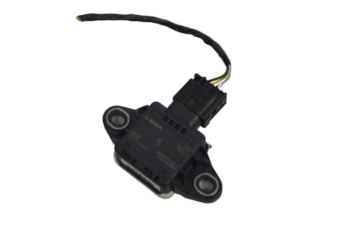 Senzor de accelerație TESLA MODEL S 2016 OEM: 6006369-00-A 23199013