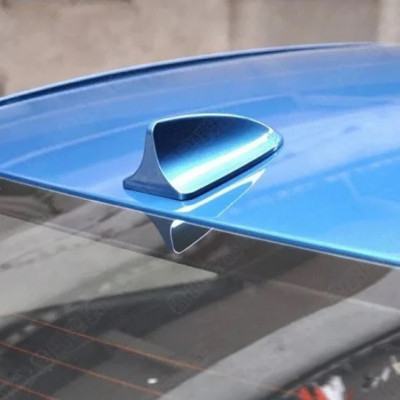 Antena auto activa am - fm tip &amp;quot;shark tail&amp;quot; culoare albastru foto