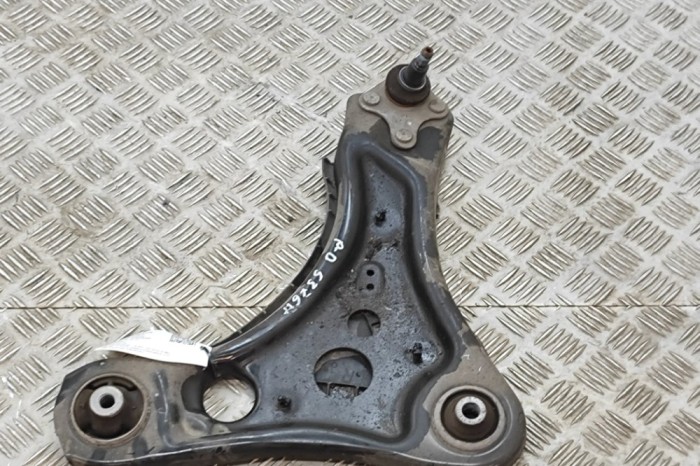 Braț inferior dreapta față AUDI Q4 SUV F4B 2024 OEM: 1EA407152A 30904944