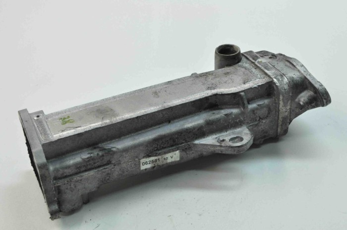 Răcitor EGR VOLVO XC70 II 2010 OEM: 31272702