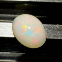 Opal 8x4.4mm