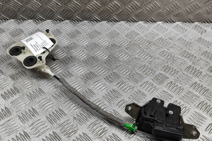 Motor soft close haion MERCEDES-BENZ C W205 2013 OEM: A0997400600,A0999068600 | 29268976