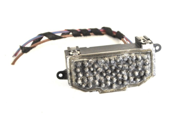 Rezistența aeroterma AUDI A5 8T3 2007 OEM: 8K0820521 | 12197759