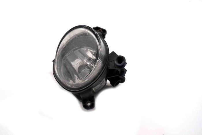 Proiector ceață dreapta față AUDI A4 Avant 8K5, B8 2010 OEM: 8T0941700 11591786