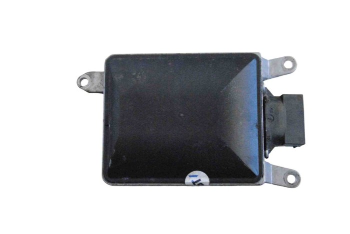 Modul de control unghi mort PORSCHE CAYENNE 92A 2017 OEM: 8T0907566B 23562354