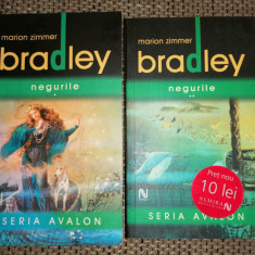 Negurile (2 volume) – Marion Zimmer Bradley