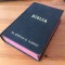 BIBLIA IN LIMBA GREACA- OXFORD 1898 SOCIETATEA BIBLICA PENTRU MAREA BRITANIE SI STRAINATATE. FORMAT 17 X 12 X 4 CM. STARE EXCELENTA!