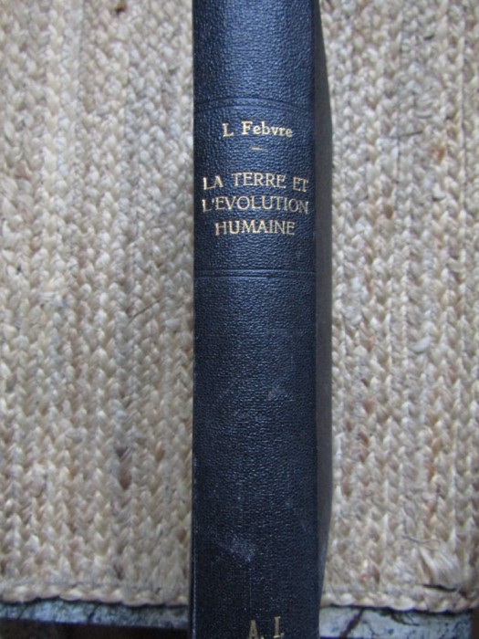 La terre et l&#039;&eacute;volution humaine introduction g&eacute;ographique &agrave; l&#039;histoire