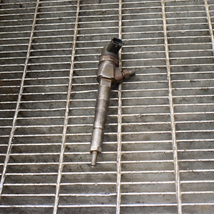 Injector de combustibil OPEL INSIGNIA A G09 2010 OEM: 0445110327 10821494