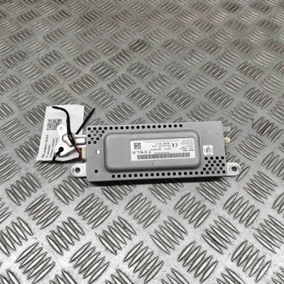 Alt modul de control TESLA MODEL 3 2021 OEM: 1079755-00-D 28300053 foto