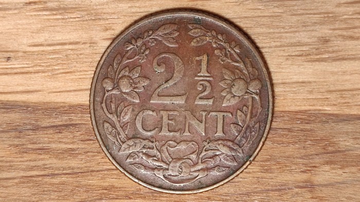 R08 Antilele Olandeze - moneda de colectie - 2 1/2 cent 1956 - an rar greu de gasit