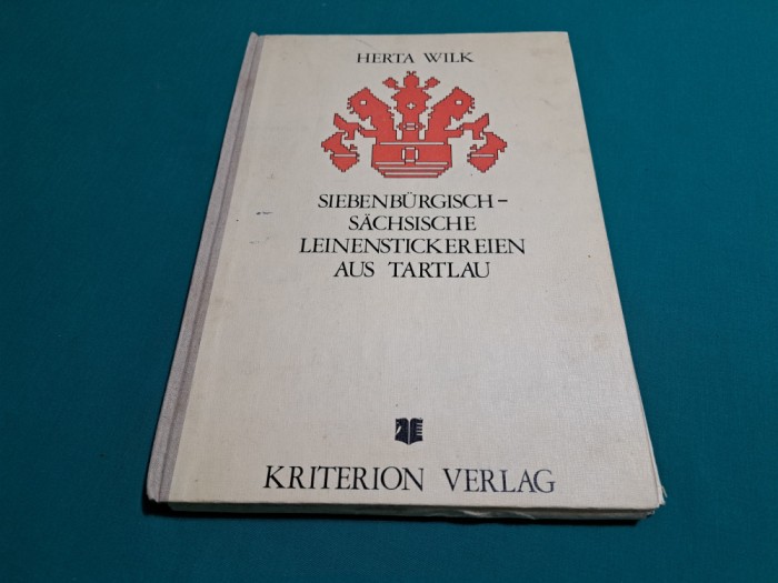 CUSĂTURI SĂSEȘTI DIN PREJMER / HERTA WILK / 1976 * 13
