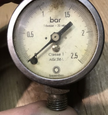 COLOB Barometru mecanic vechi foto