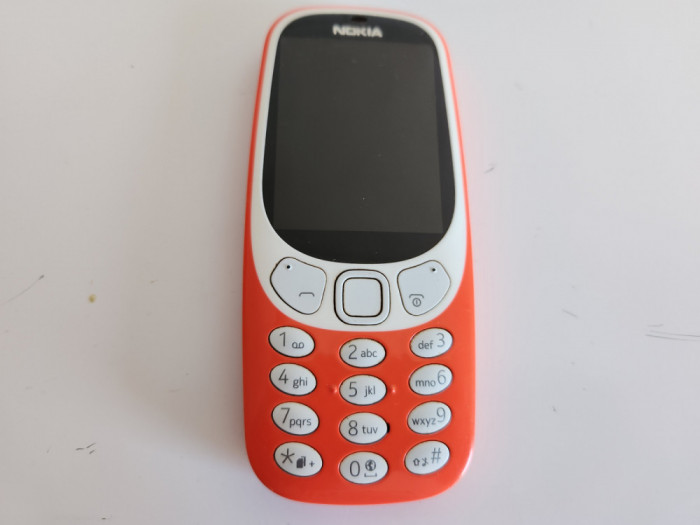 Telefon Nokia 3310 folosit portocaliu
