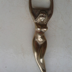 NUD DE BRONZ VECHI