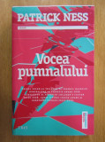 Patrick Ness - Vocea pumnalului