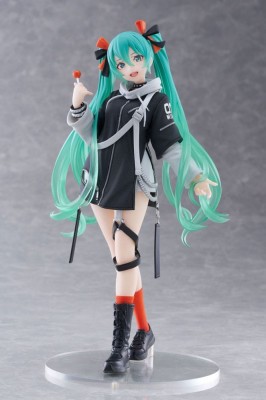 Hatsune Miku Wonderland PVC Statue Fashion Punk Ver. 18 cm foto