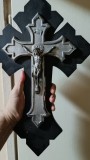 Crucifix retro