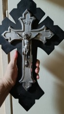 Crucifix retro