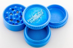 Grinder Santa Cruz din Canepa, Albastru, 4 Parti, O55mm