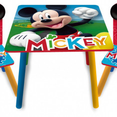 Set masuta si 2 scaunele Mickey Mouse Clubhouse