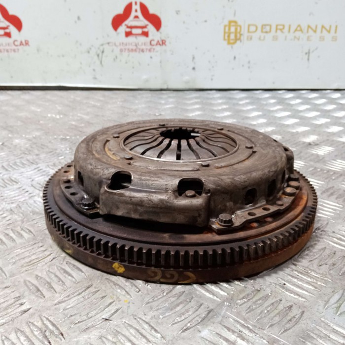 Volanta Cu Ambreiaj Placa Presiune Volkswagen Seat Skoda 1.4