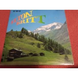 Vinil &quot;Japan Press&quot; Elton Britt &ndash; The Best Of Elton Britt (VG+)