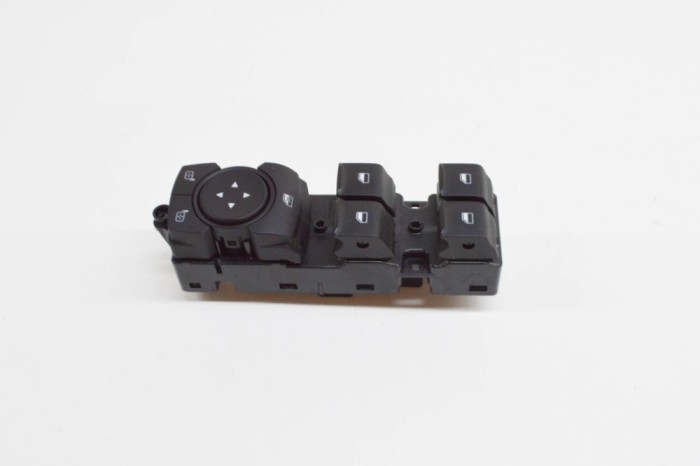 Buton geam ușă dreapta față FORD FIESTA VII 2023 OEM: N1B1-14540-D 20505967
