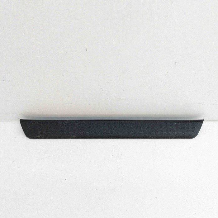 Ornament prag dreapta față SSANGYONG KORANDO C300 2022 OEM: 77270-37000