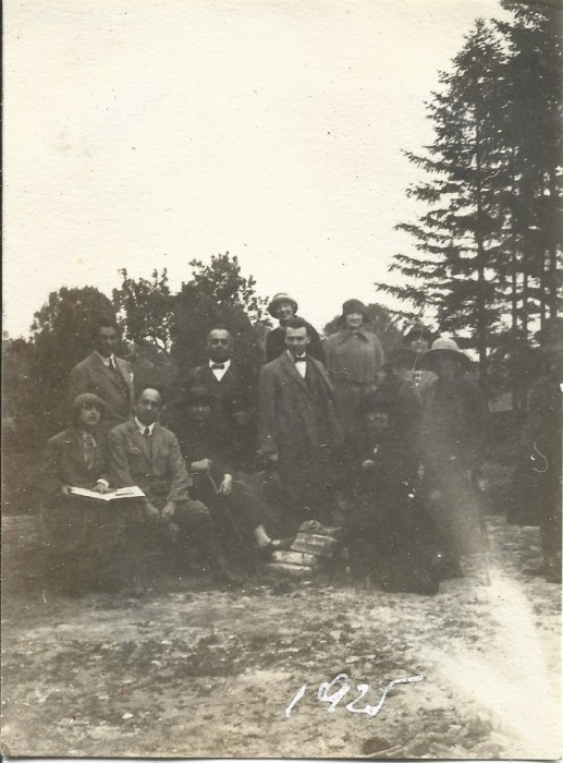A3919N Lucian Blaga, Caius Brediceanu și membri ai familiei Dobrin, Lugoj, 1925, FOTOGRAFIE MICĂ