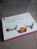 Set 6 boluri din sticla modelata pentru salate/deserturi de la Cleopatra Organic