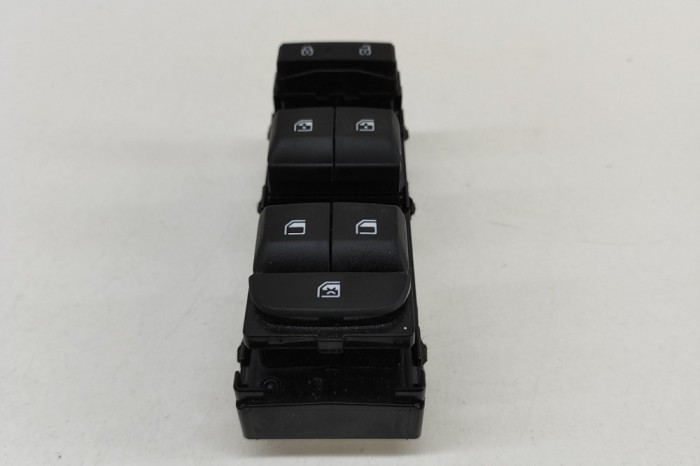 Buton geam ușă dreapta față KIA SPORTAGE V NQ5 2023 OEM: 93571-R2800 26330107