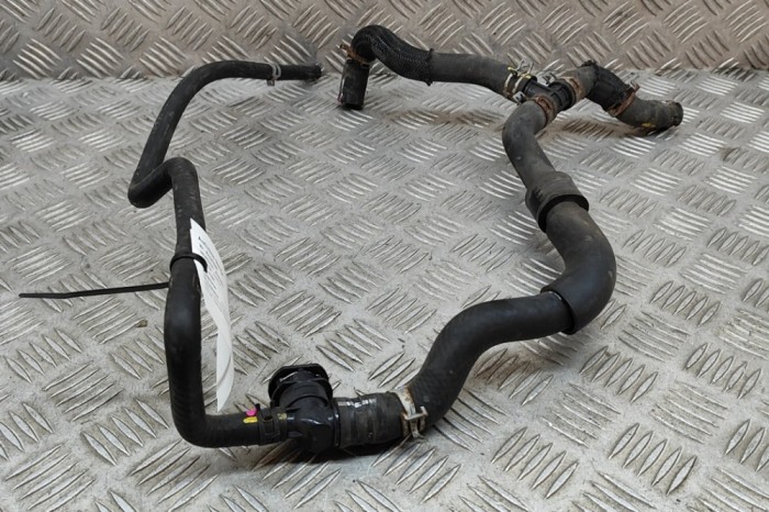 Furtun de lichid de răcire LEXUS RX _L2_ 2018 OEM: G9226-48040,G922C-48011,G922E-48010 22362287