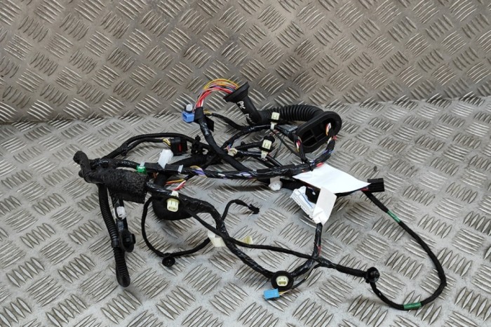 Cablaj ușă st&acirc;nga față TESLA MODEL 3 2022 OEM: 3067957-02-C 25408565