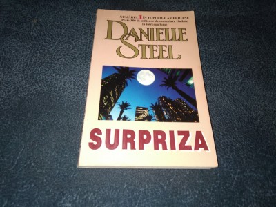DANIELLE STEEL - SURPRIZA foto