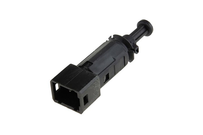 Intrerupator stop frana Dacia Logan 2006-, Sandero 2008-, Renault Clio 2 1998-, Kangoo 1997-, Master 1998-, Trafic 2001-, Thalia 2002-, Opel Movano 1