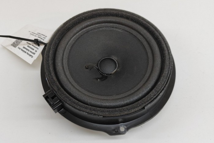 Difuzor ușă dreapta spate FORD FIESTA VII 2022 OEM: GN15-18808-AB 29534396