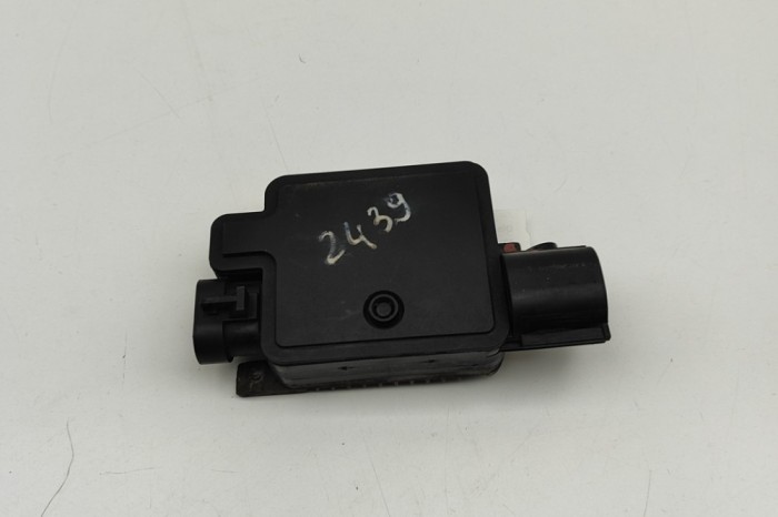 Releu ventilator de răcire VOLVO V40 Hatchback 2018 OEM: 940009302 31544523
