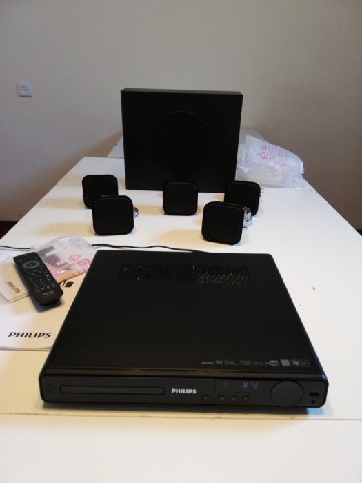 PHILIPS model HTS 3270 - Sistem Home Theater 5.1 (DVD/Amplificator/Boxe)- ca Nou