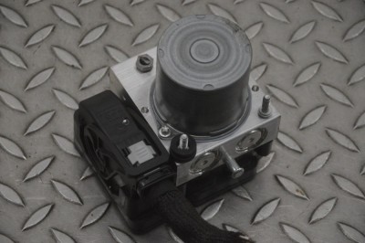 Pompa ABS MERCEDES-BENZ CLA Coupe C118 2021 OEM: 2265106582,0265956939,A1779007805,A1779010904,A1779020811 23318772 foto