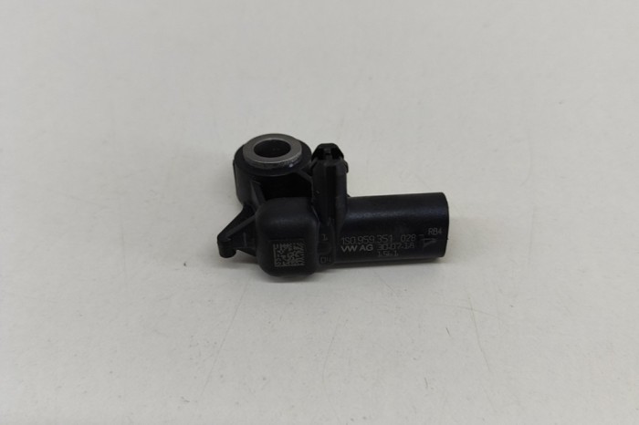 Senzor de impact lateral dreapta VW CADDY IV Furgon SAA, SAH 2018 OEM: 1S0959351 | 23624267