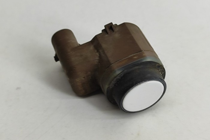 Senzor de parcare spate BMW 5 Touring F11 2015 OEM: 9270497 23307560