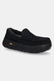 UGG mocasini din piele intoarsa Ascot Wrap Tech barbati, culoarea negru, 1167670-BLK