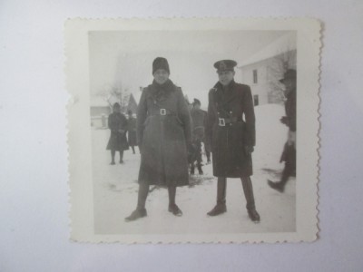 Foto colectie 65 x 60 mm ofițeri cu ocazia alegerilor din Orșova,decembrie 1933 foto