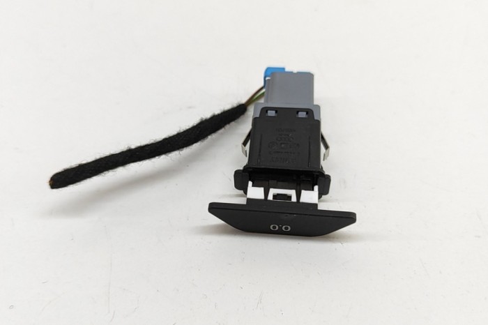 Comutator AUDI A3 Sportback 8VA, 8VF 2020 OEM: 8V0907569 29312642